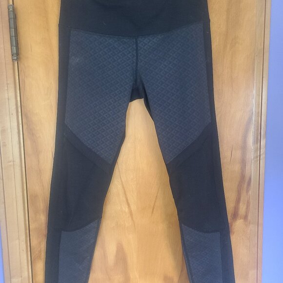 Manduka Leggings - Picture 1 of 3